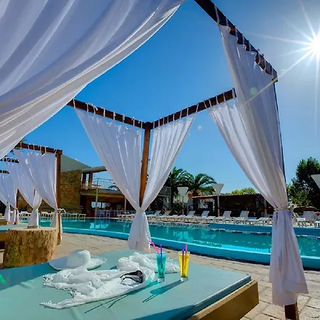 Aparthotel Island Barbados Kávos